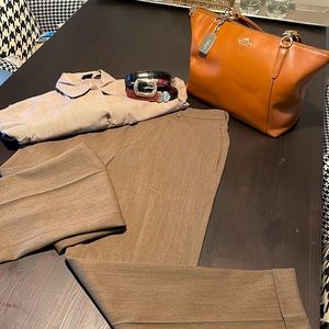 Vintage Brooks Bros Womens wool cuffed pants- size 31-32” Waist EUC